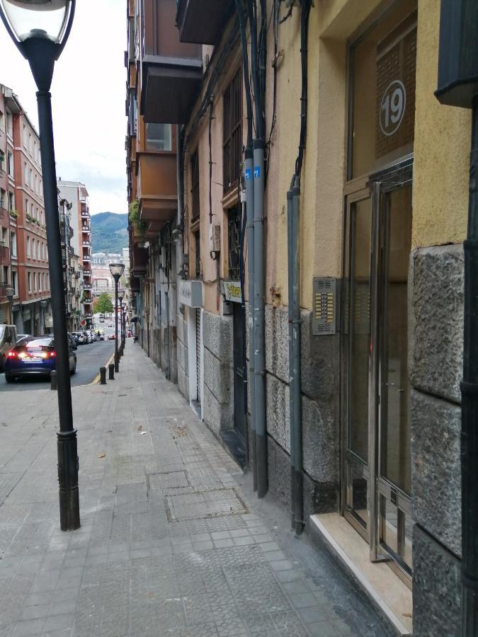 Lugar Especial, Gran Patio, Junto Al Ayuntamiento Apartment Bilbao Luaran gambar